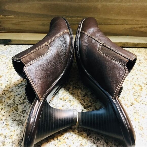 Clarks Brown Heeled Mule Loafers - Picture 5 of 8